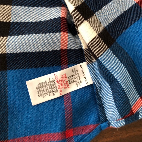 Burberry Button Down - Picture 5 of 6